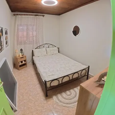 Thomas House - Xristos בית נופש *